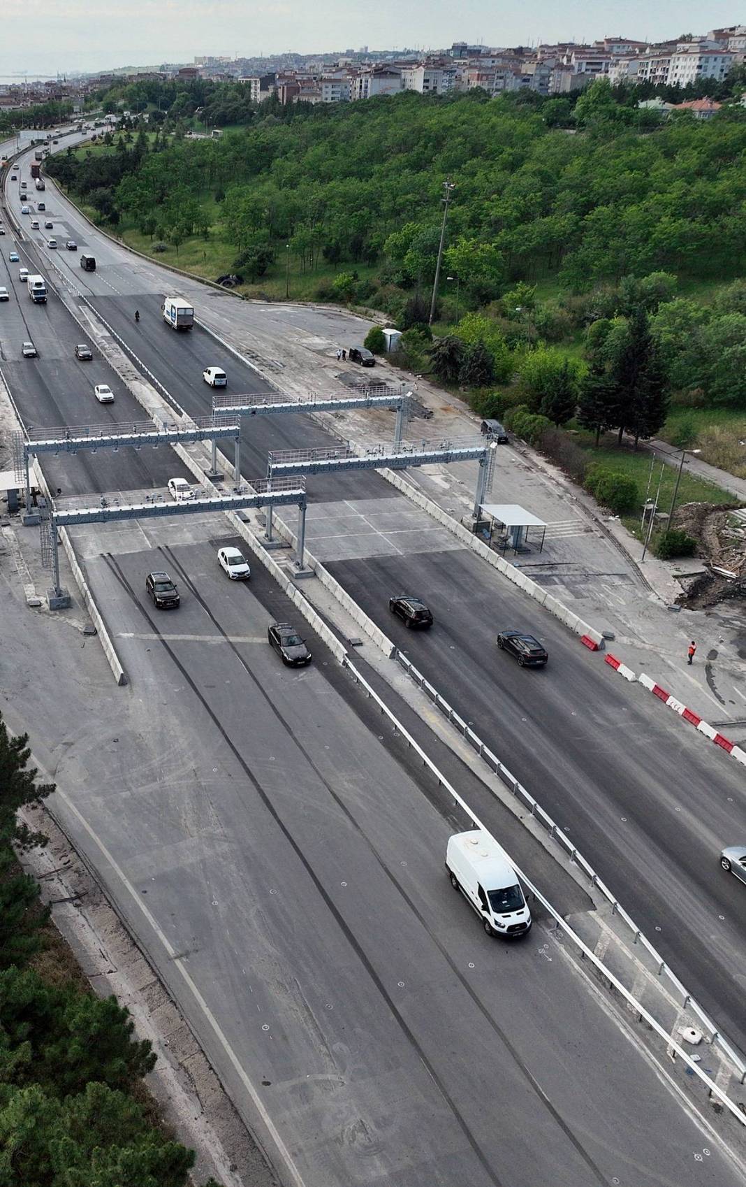 İstanbul'un o noktasında sürücüler artık ayağını gaz pedalından çekmeyecek! Resmen kaldırıldı 2